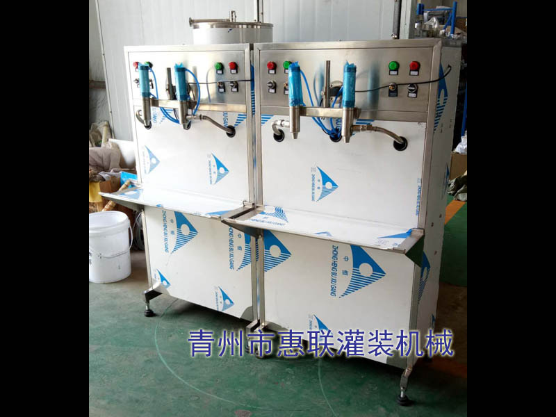 半自动活塞式油类灌装机